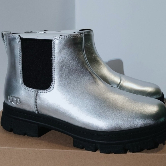 UGG Other - UGG Metallic Silver Chelsea Boots